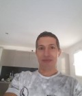 Rencontre Homme : Slim, 49 ans à France  Feyzin